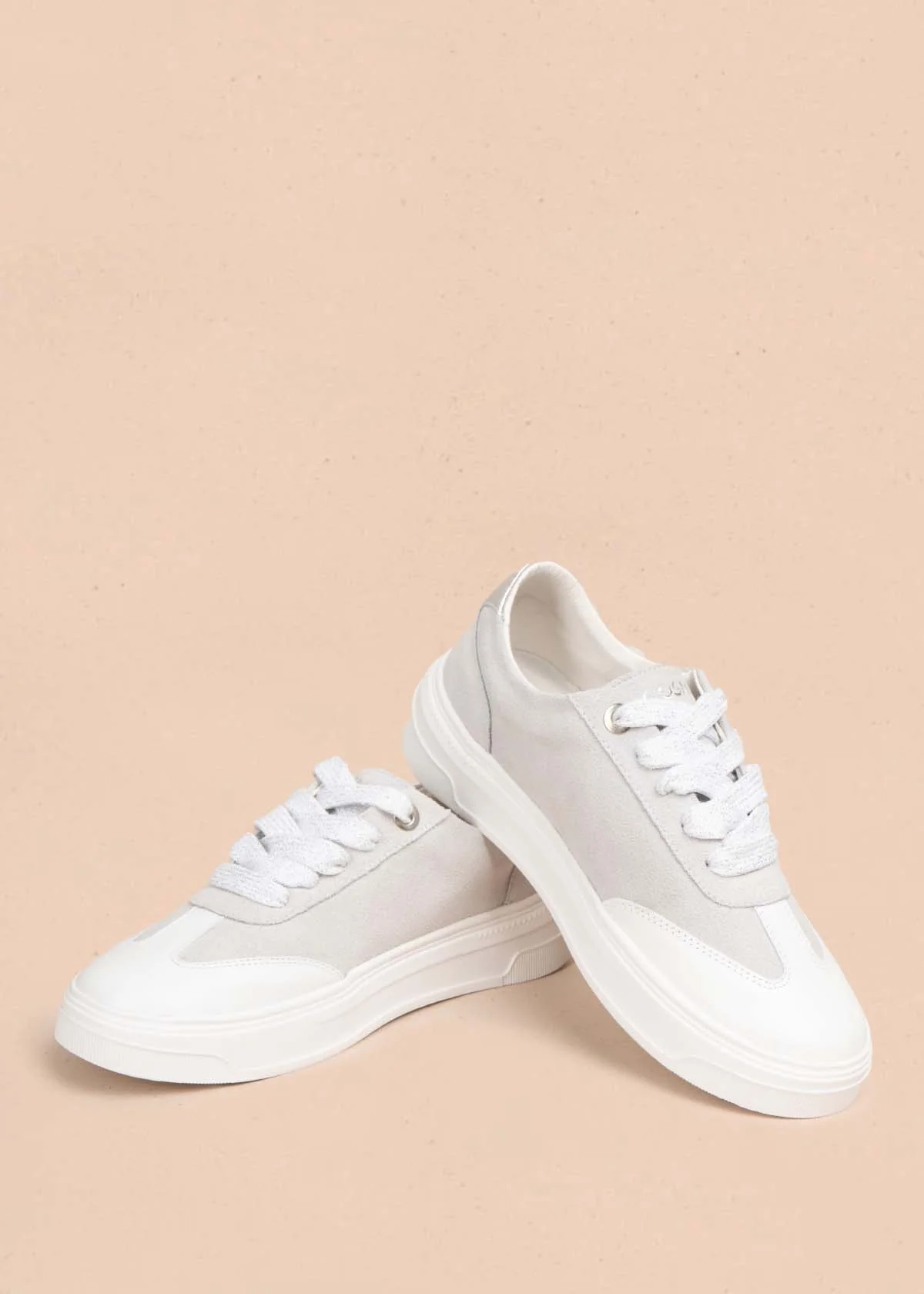 Tenis casuales en cuero color blanco 105490 - Imagen 4