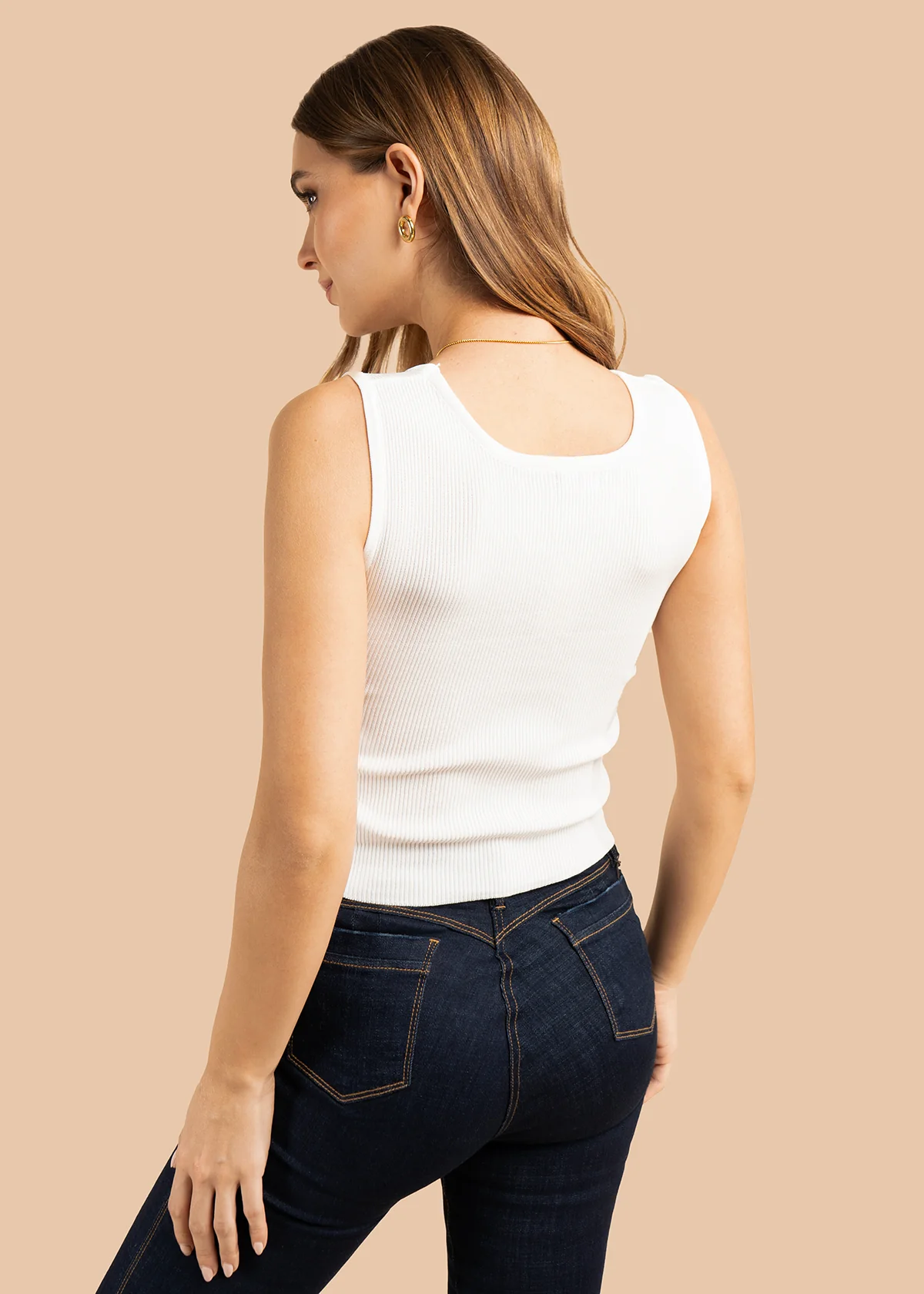 Camiseta color blanco con bordado frontal detallado 105819 - Imagen 6