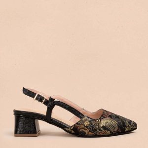 Trabilla en cuero negro con brocado ornamentado 105926