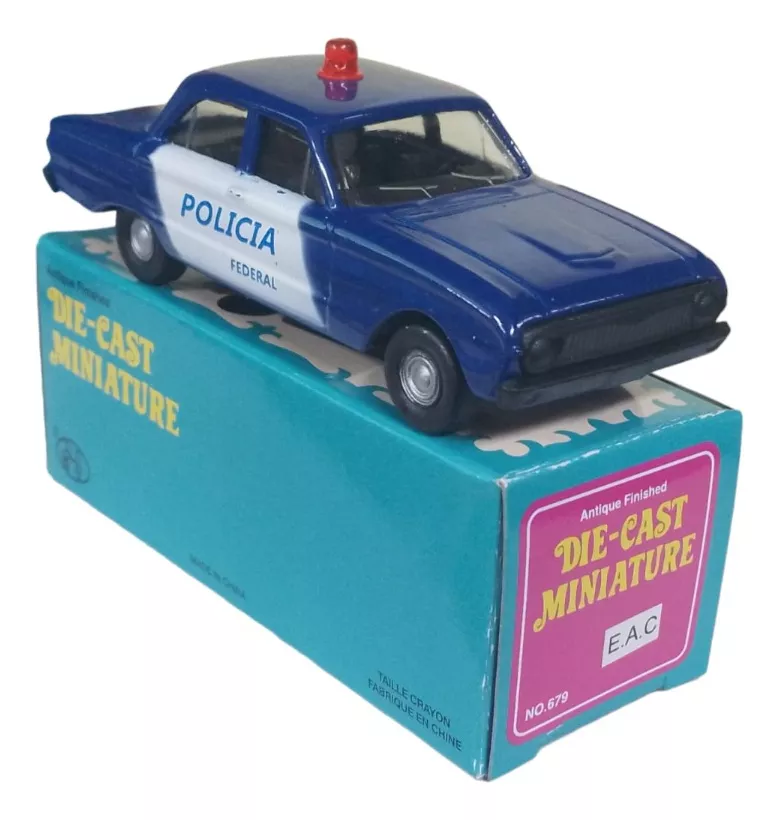 Sacapuntas Metal Coleccionable Auto Falcon Policia