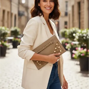 Cartera Clutch Mujer Renata con Apliques Dorados – Miscellaneous by CAFF