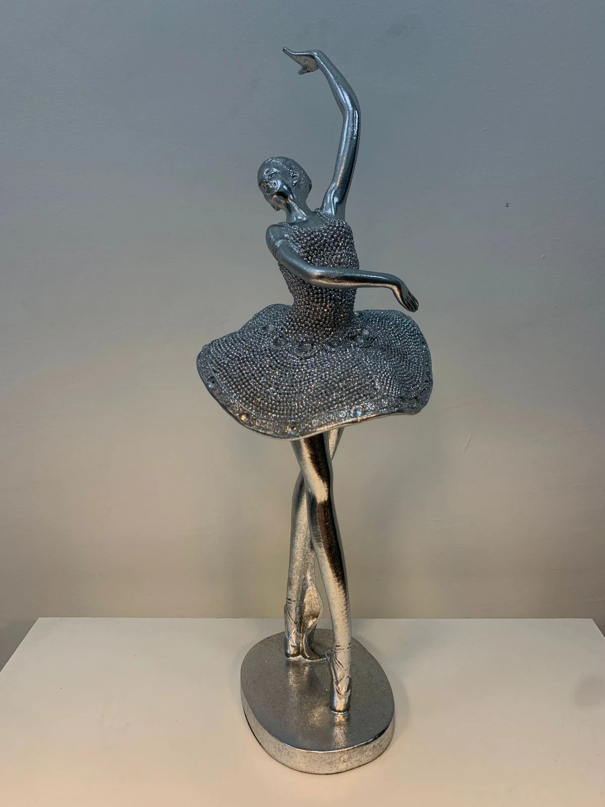 Figura decorativa de bailarina Catarina - Imagen 2