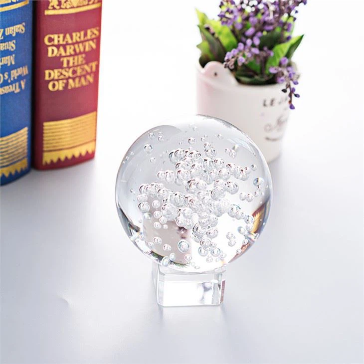 Bola de cristal con burbujas de aire en el interior - Imagen 4